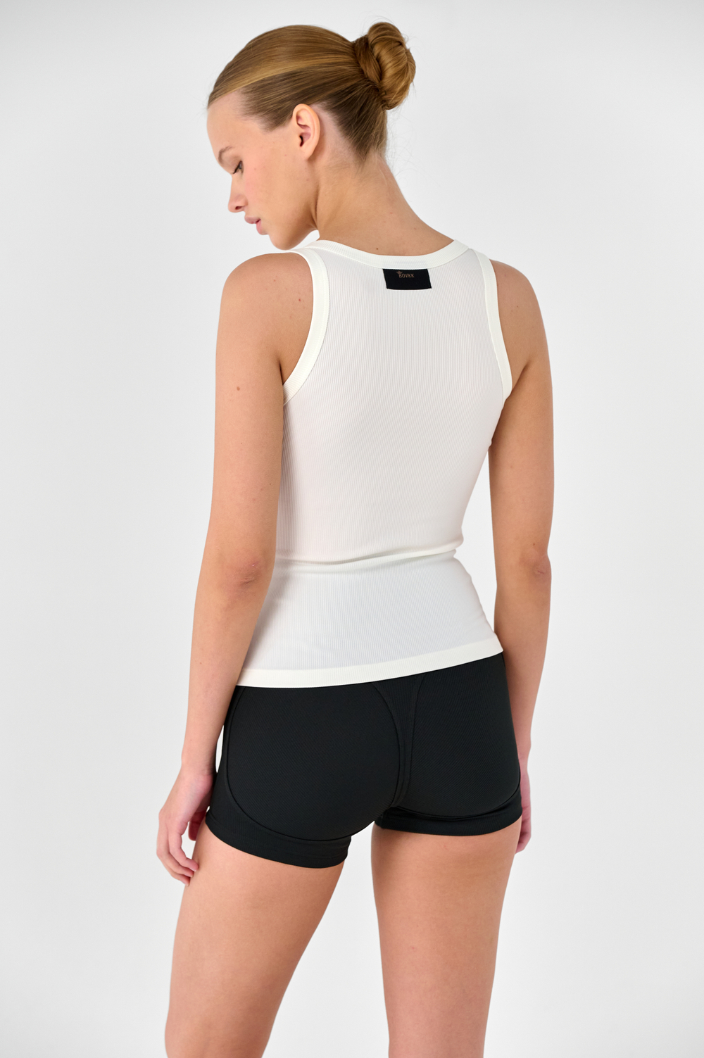 Майка с квадратным вырезом с чашками