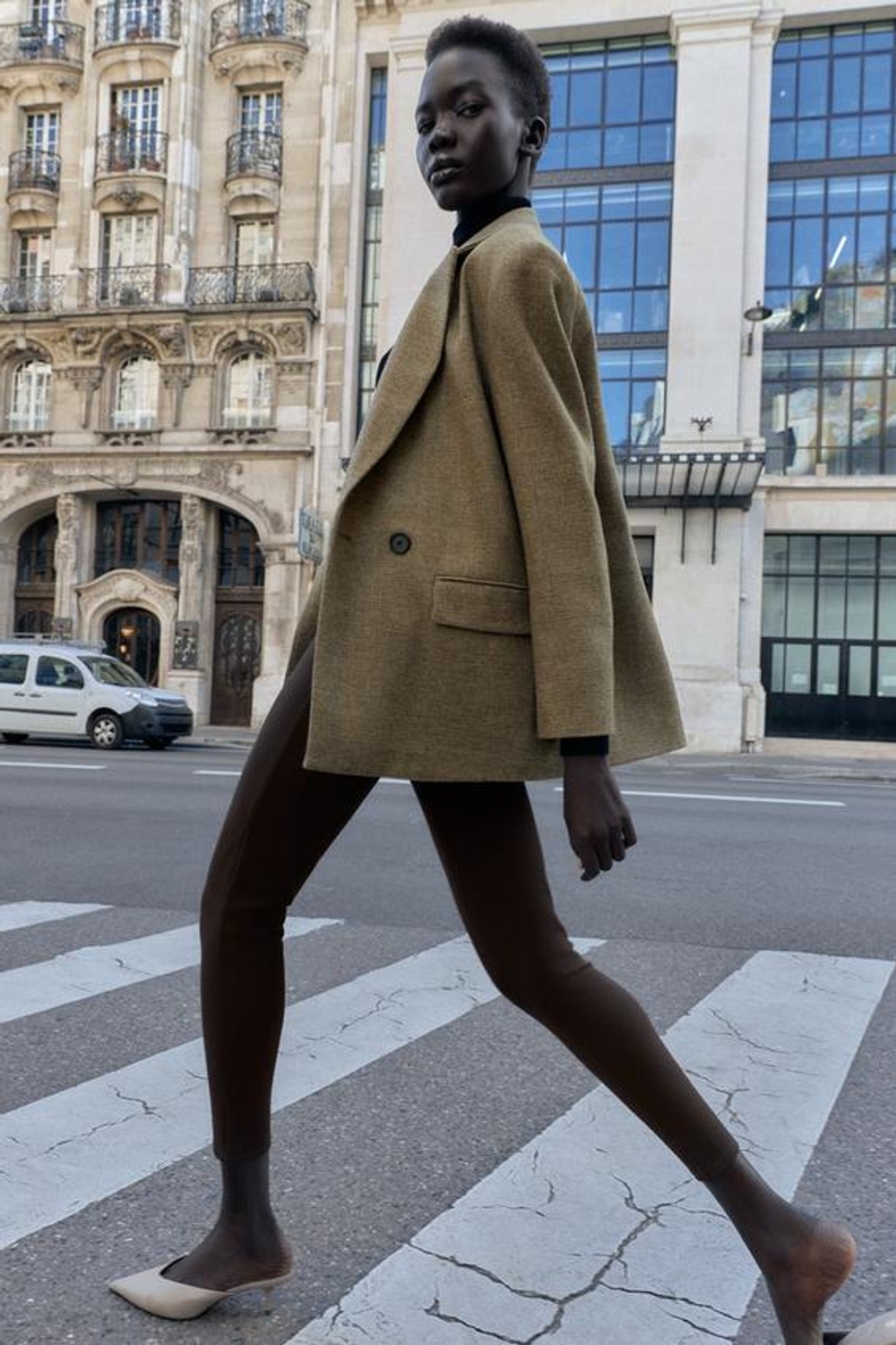 ZARA ЛЕГИНСЫ С ЭФФЕКТОМ КОРСЕТА, ТЕМНО-КОРИЧНЕВЫЙ