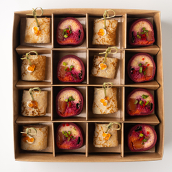 Бокс блинчиков с рийетом и семгой