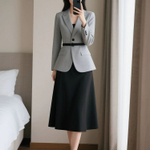 Женский костюм