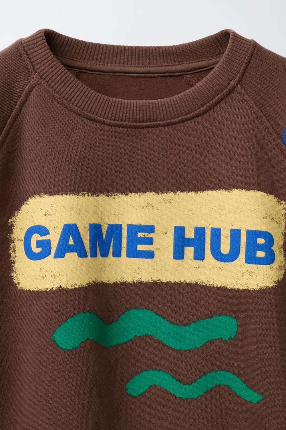 ZARA ТОЛСТОВКА С ПРИНТОМ «ФОРМЫ», КОРИЧНЕВЫЙ