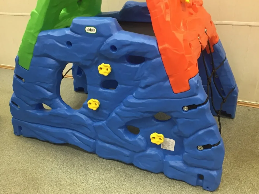 Стенка для лазанья "Альпинист" LAH-718