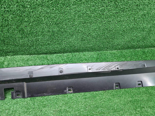 Накладка порога правая BMW 1er F40 (19-нв) M-paket