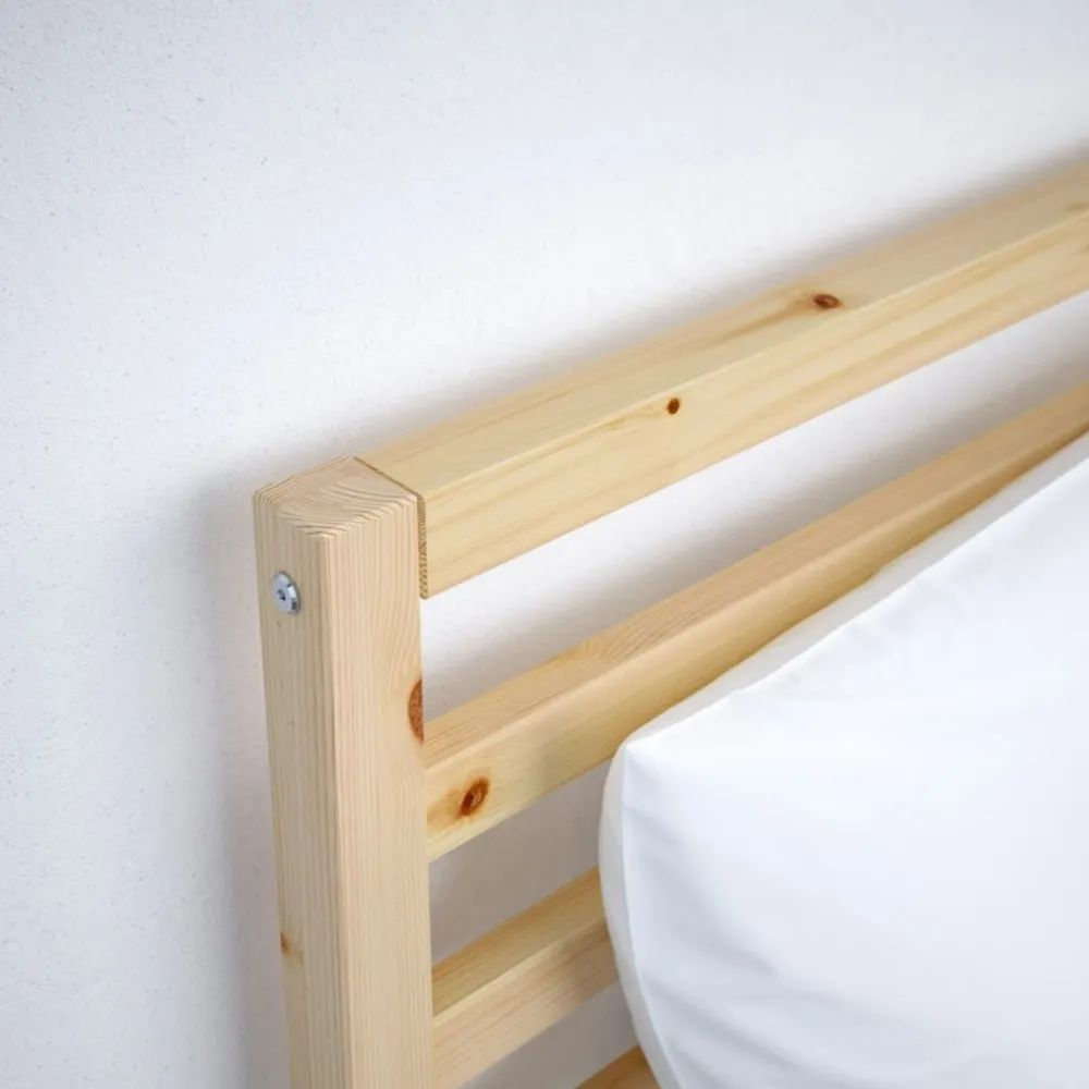 Кровать 160х200 двуспальная Тарва, деревянная из массива сосны