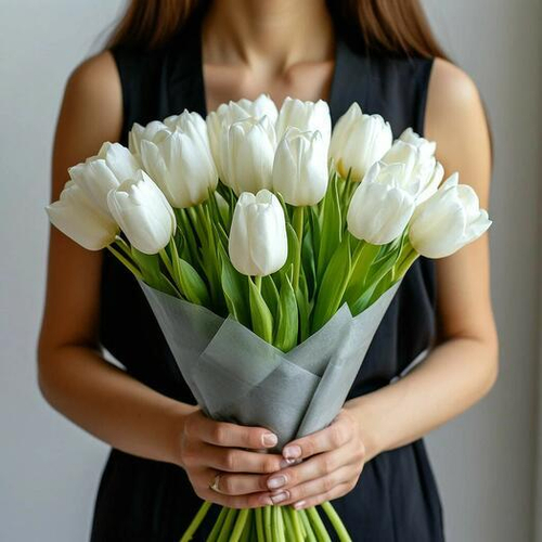 Монобукет из 11 белых тюльпанов. Букет 001 от Chalet Green
