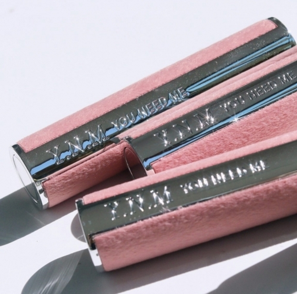 Y.N.M Candy Gloss Lip Balm 01 Coral Moment, 3g Восстанавливающий бальзам для губ