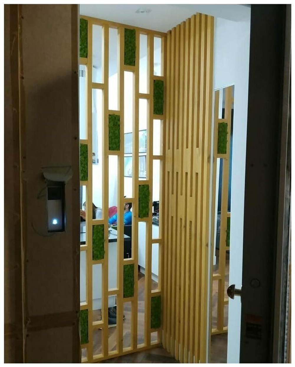 Дизайнерская перегородка из Сосны 40х60мм