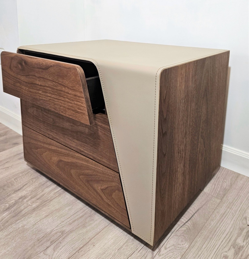 Прикроватная тумба SG24