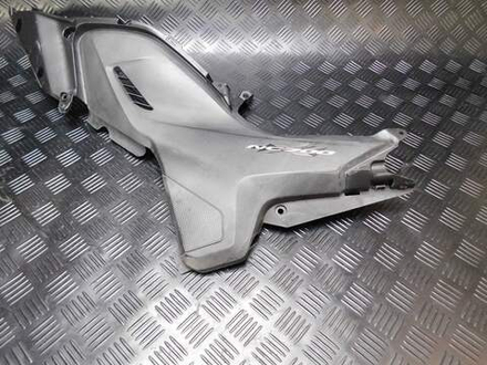 Пластик боковой левый Honda NC700XA LD RC63 кфл