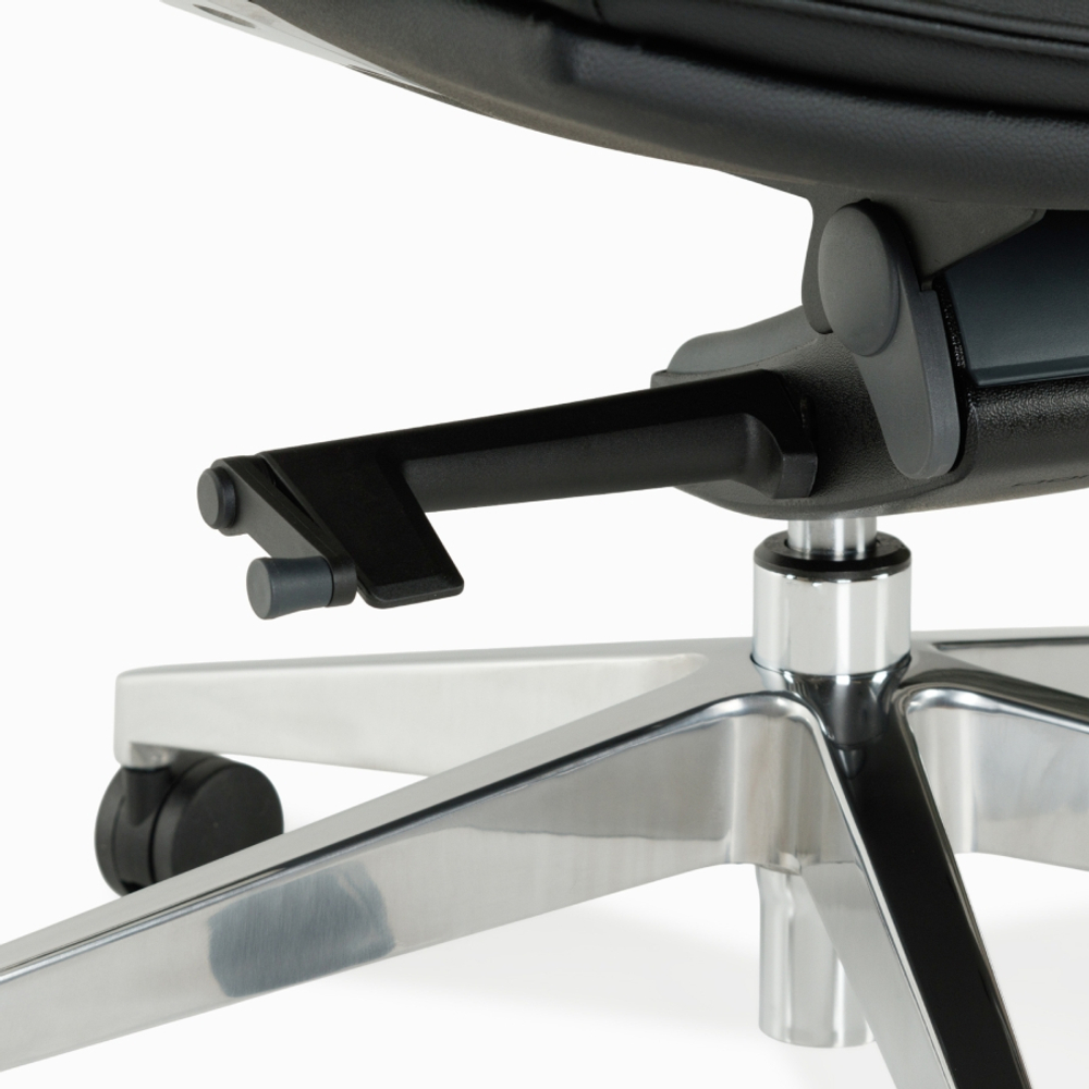 Офисное кресло Alek