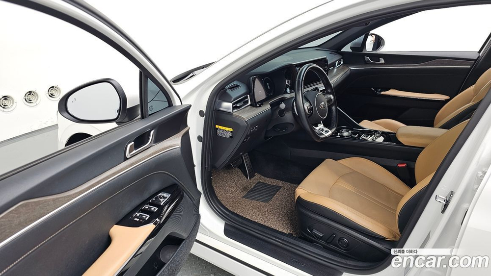 Kia K5 (Optima) 3 Generation 1.6 Turbo (05.2020)