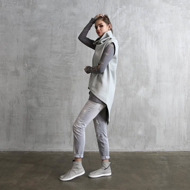 Безрукавка "Umi Cut Silver"