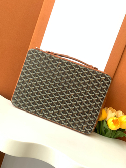Goyard Compagnon Universel A4