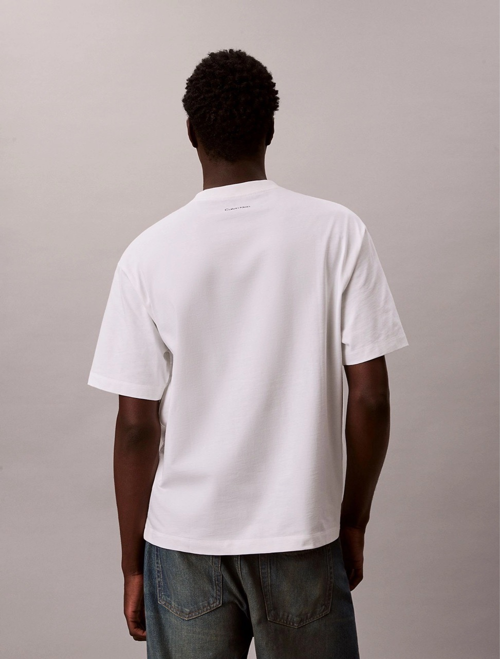 Футболка Calvin Klein Varsity Logo Graphic Relaxed T-Shirt Bright White