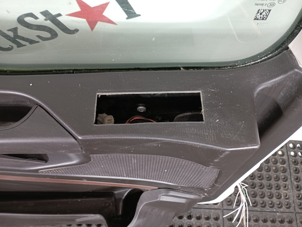 Дверь левая 2022г.