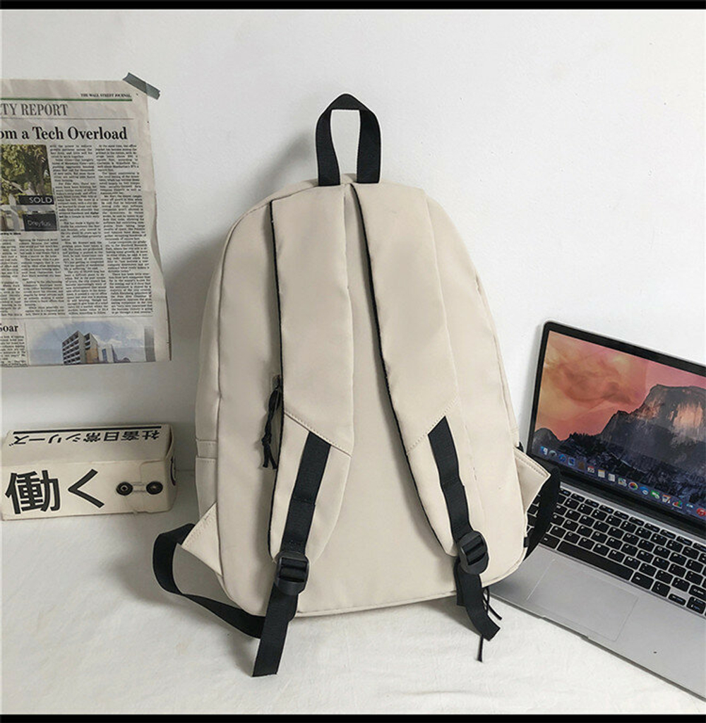 Рюкзак женский мужской городской школьный без брелка, белый