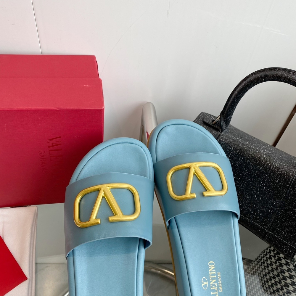 Valentino Vlogo Slide Sandal