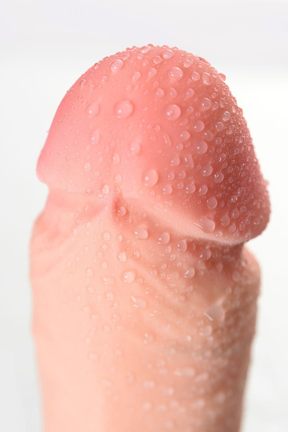 Телесный реалистичный фаллоимитатор Leo - 20 см. (Цвет: телесный)