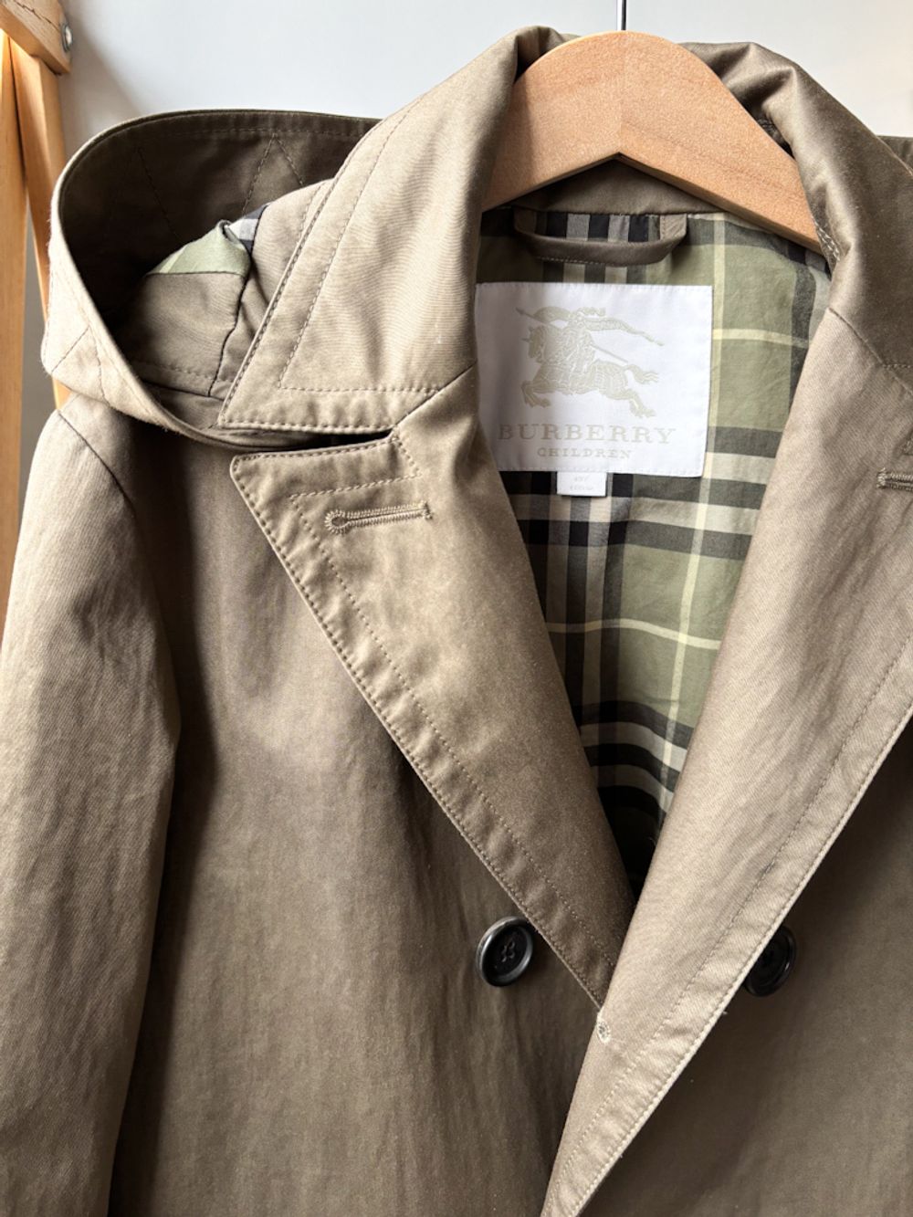 Плащ Burberry, 152