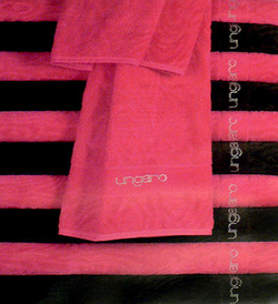 Набор полотенец 2 шт Emanuel Ungaro Diamante со стразами Swarovcki кремовый