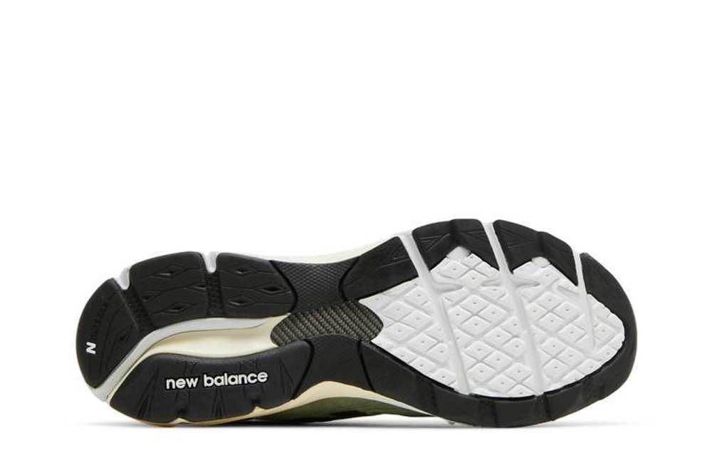 Кроссовки Jjjjound X New Balance Nb 990 V3