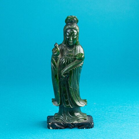 «Гуаньинь — слышащая все в мире». Богиня милосердия