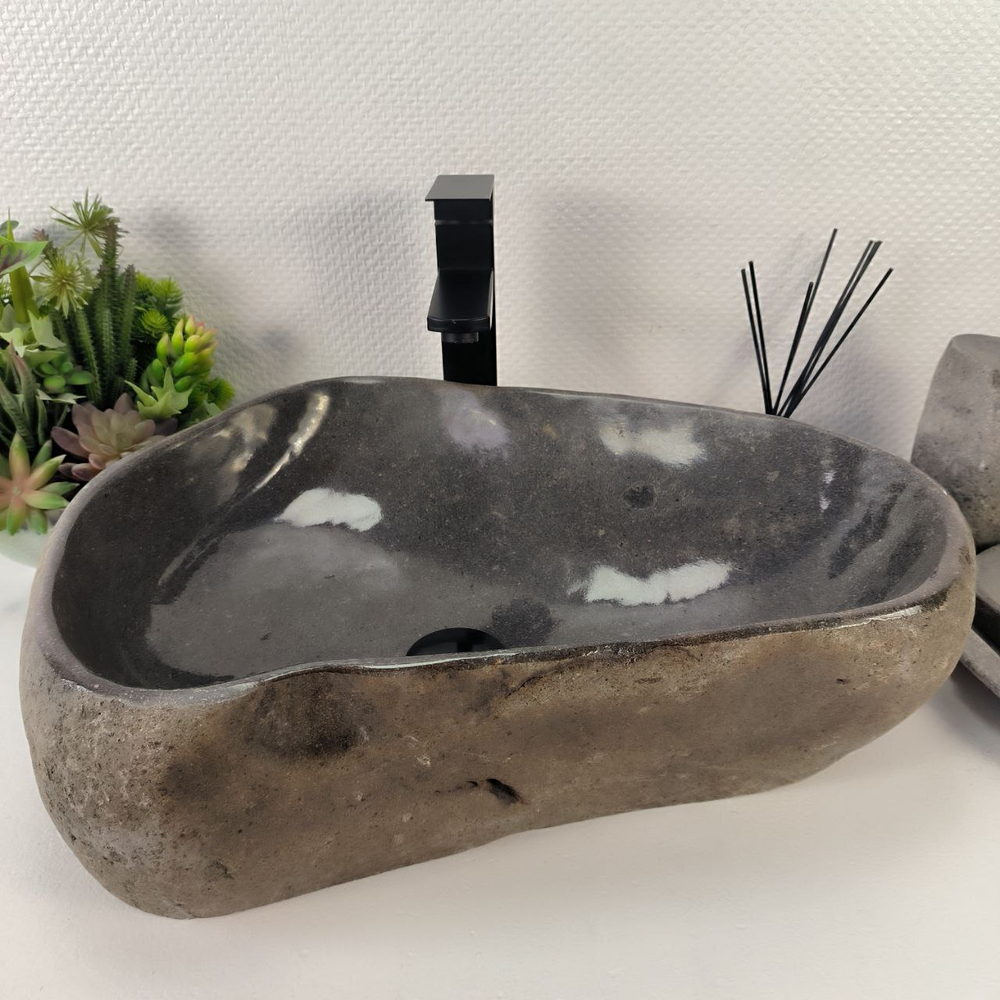 Раковина из речного камня RS-64865 56*41*15 0862