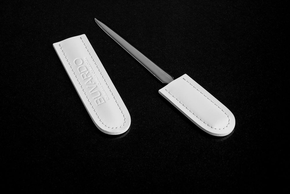 нож для писем белый кожаный чехол