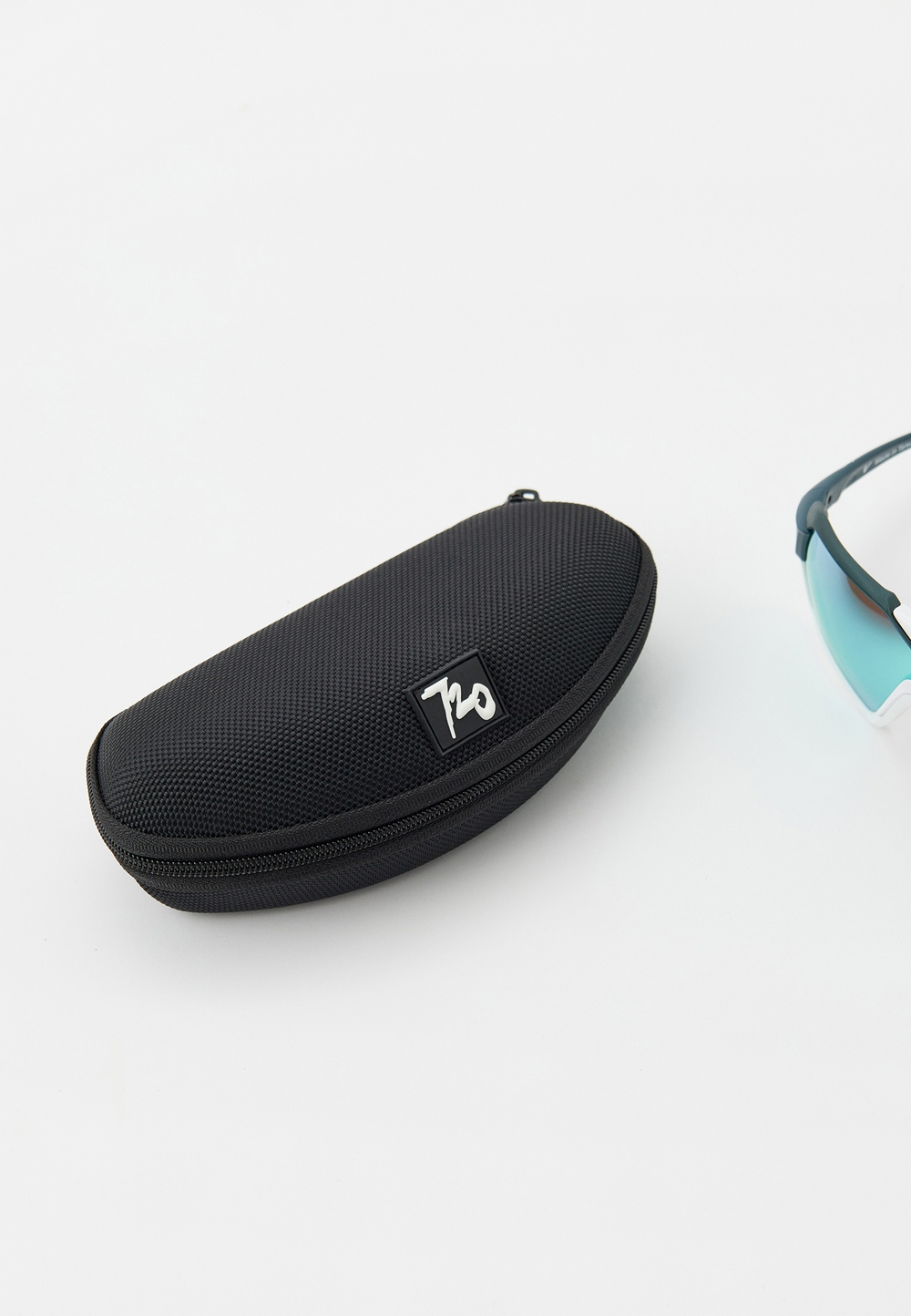 Спортивные очки 720armour V / Matte Peacock Blue / Smoke Lake Blue Lens