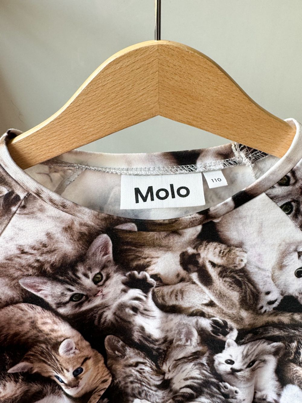 Новый лонгслив Molo, 110