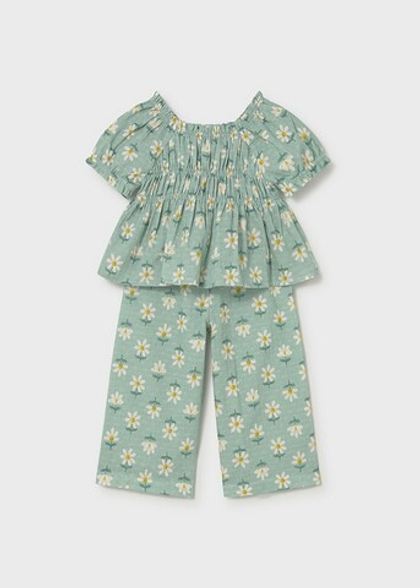 топ с брюками