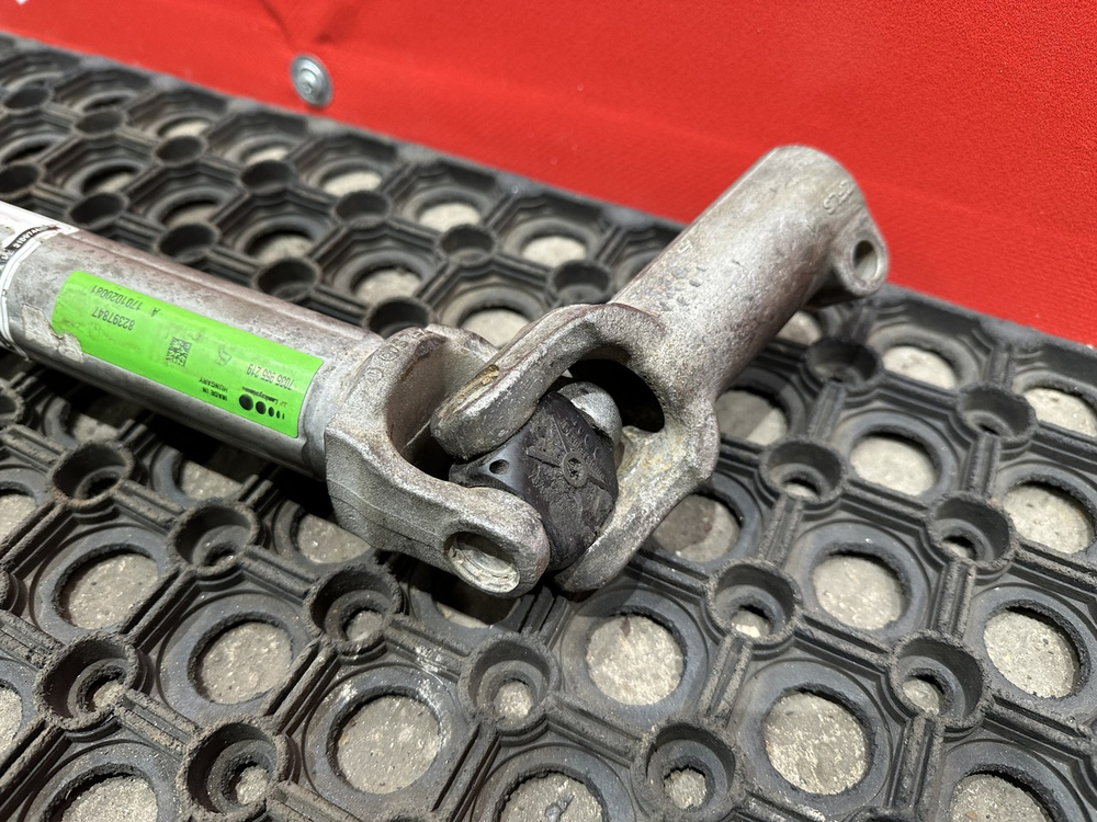 Кардан рулевой