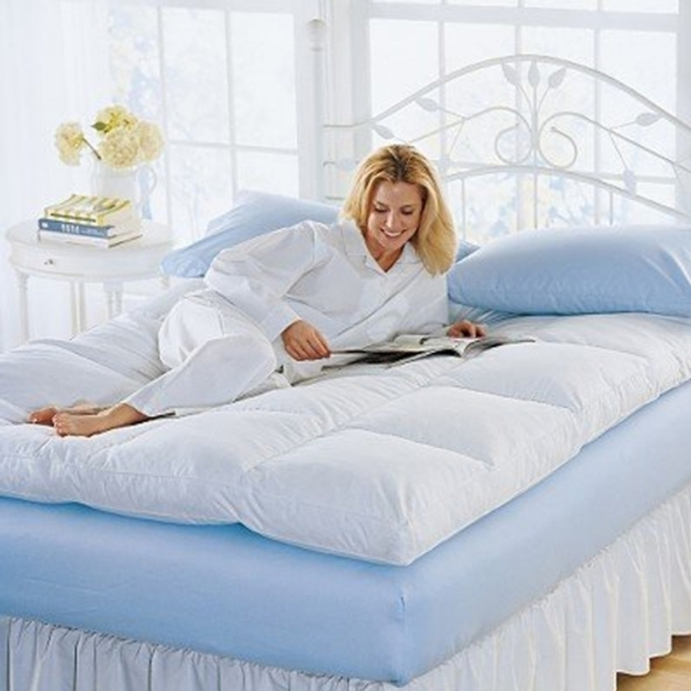 Перина пуховая 15 см 200x220 климат-контроль Dorbena