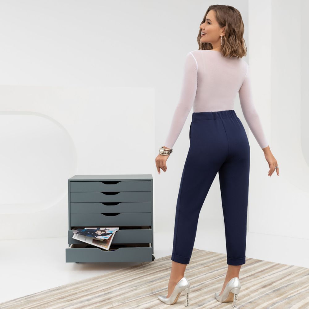 Брюки На дефиле (деловая) Charutti (Акция)