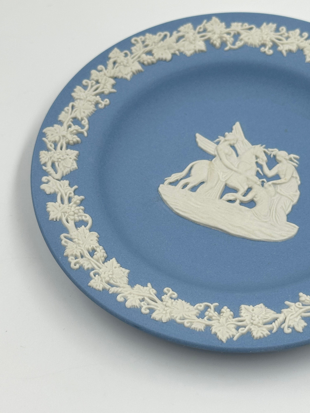 Декоративная тарелочка Wedgwood