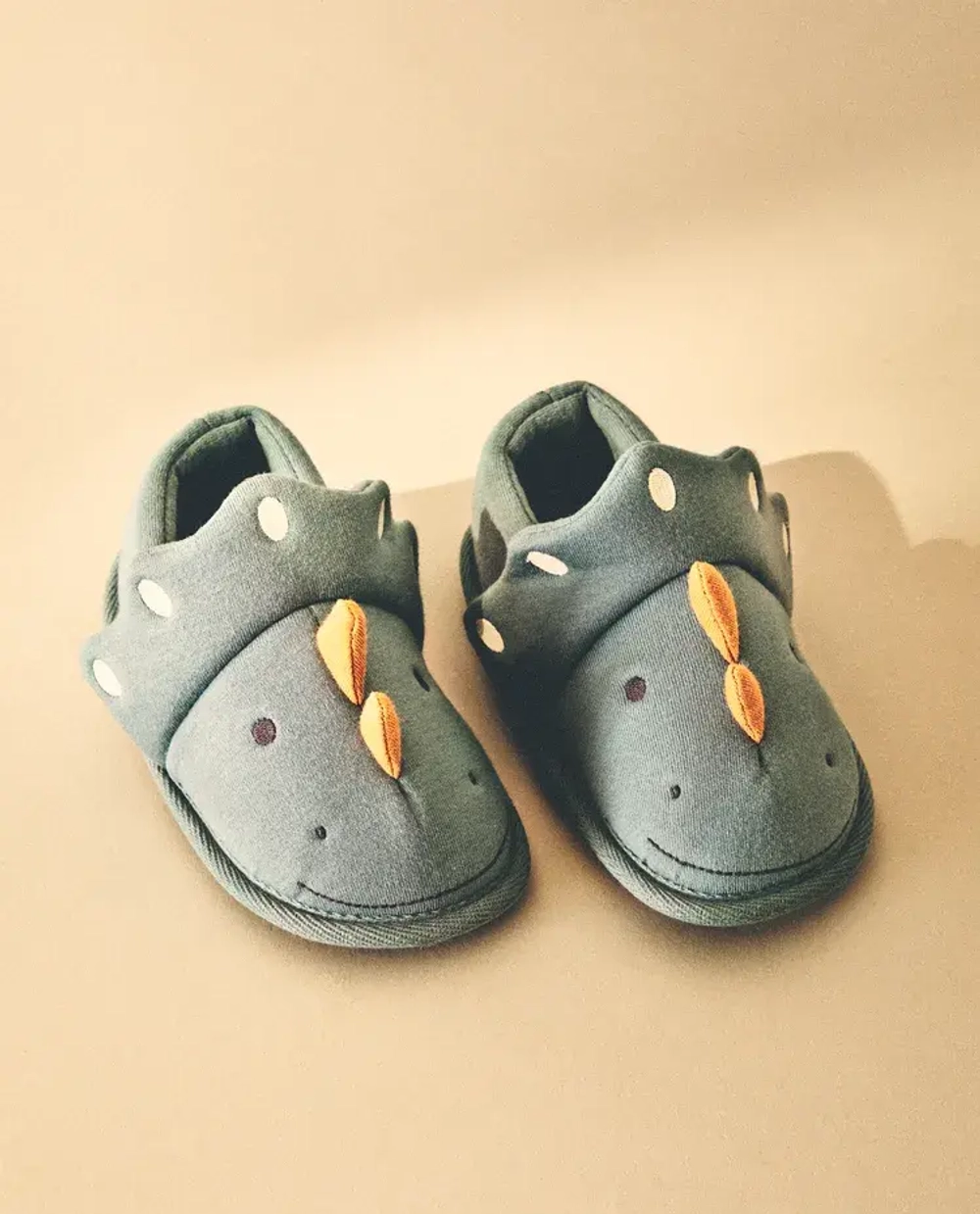 ZARA HOME ДЕТСКИЕ ТАПОЧКИ "ДИНОЗАВРИК", ТЕМНО-СИНИЙ