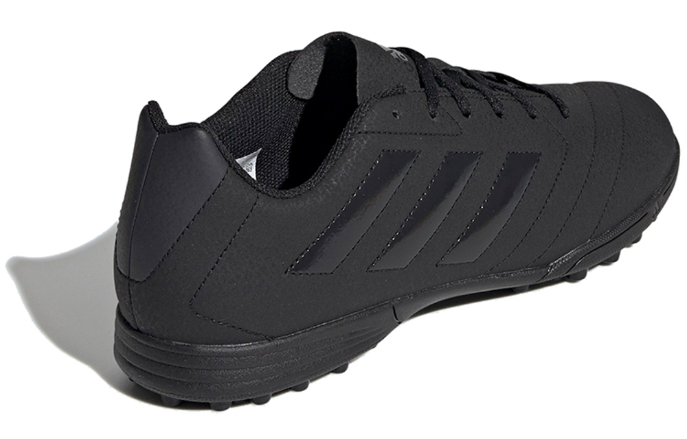 Кроссовки Adidas Goletto