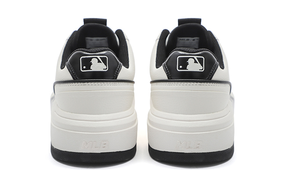 MLB Chunky Liner PU unique charm, free, smart, wear-resistant, increased low-top sneakers for men and women, the same white