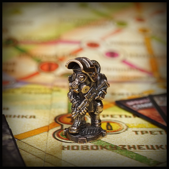 Коллекционная фигурка "Сталкер.Метро" , бронза