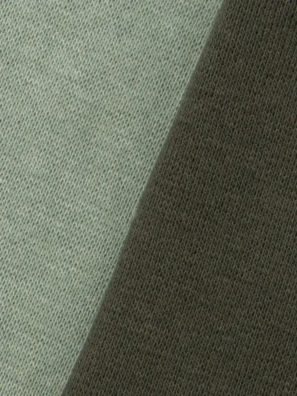 Шапка для мальчика осенняя с ушками и снуд