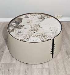 Стол журнальный 4674, Ø80х32 см, глянцевая керамика, экокожа