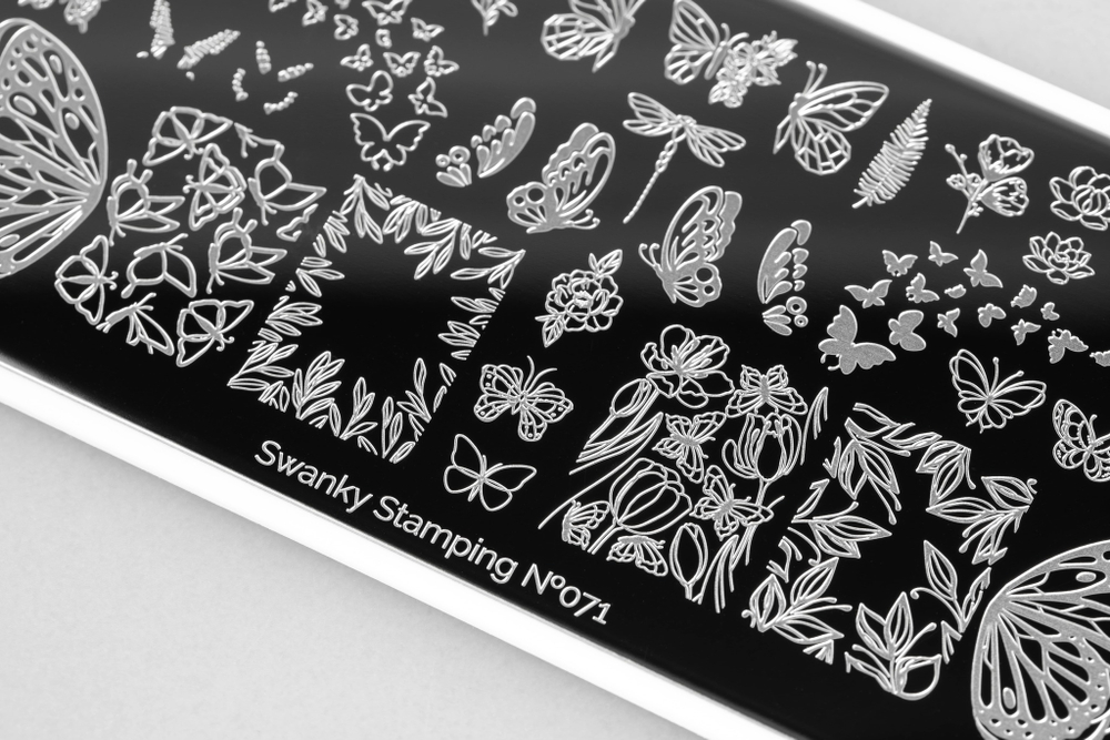 Пластина Swanky Stamping 071