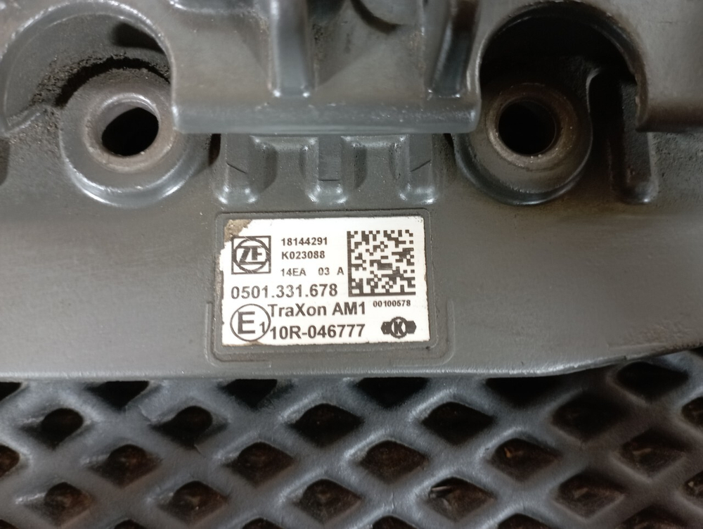 Блок управления АКПП Traxon 2018г.