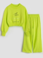 Костюм для девочки на осень