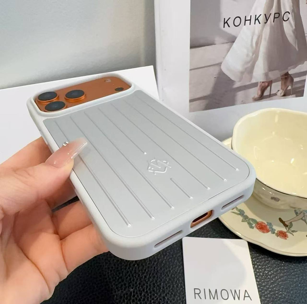 Чехол Rimowa
