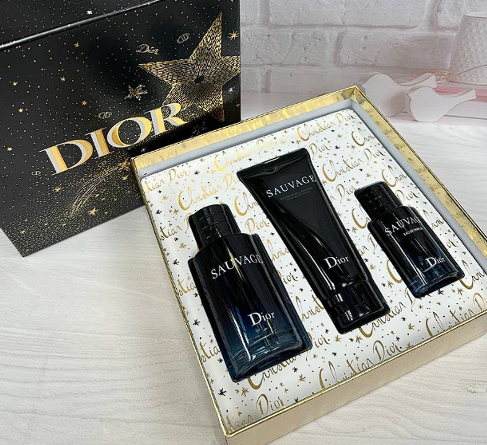 Набор парфюмерии Christian Dior Sauvage (duty free парфюмерия)