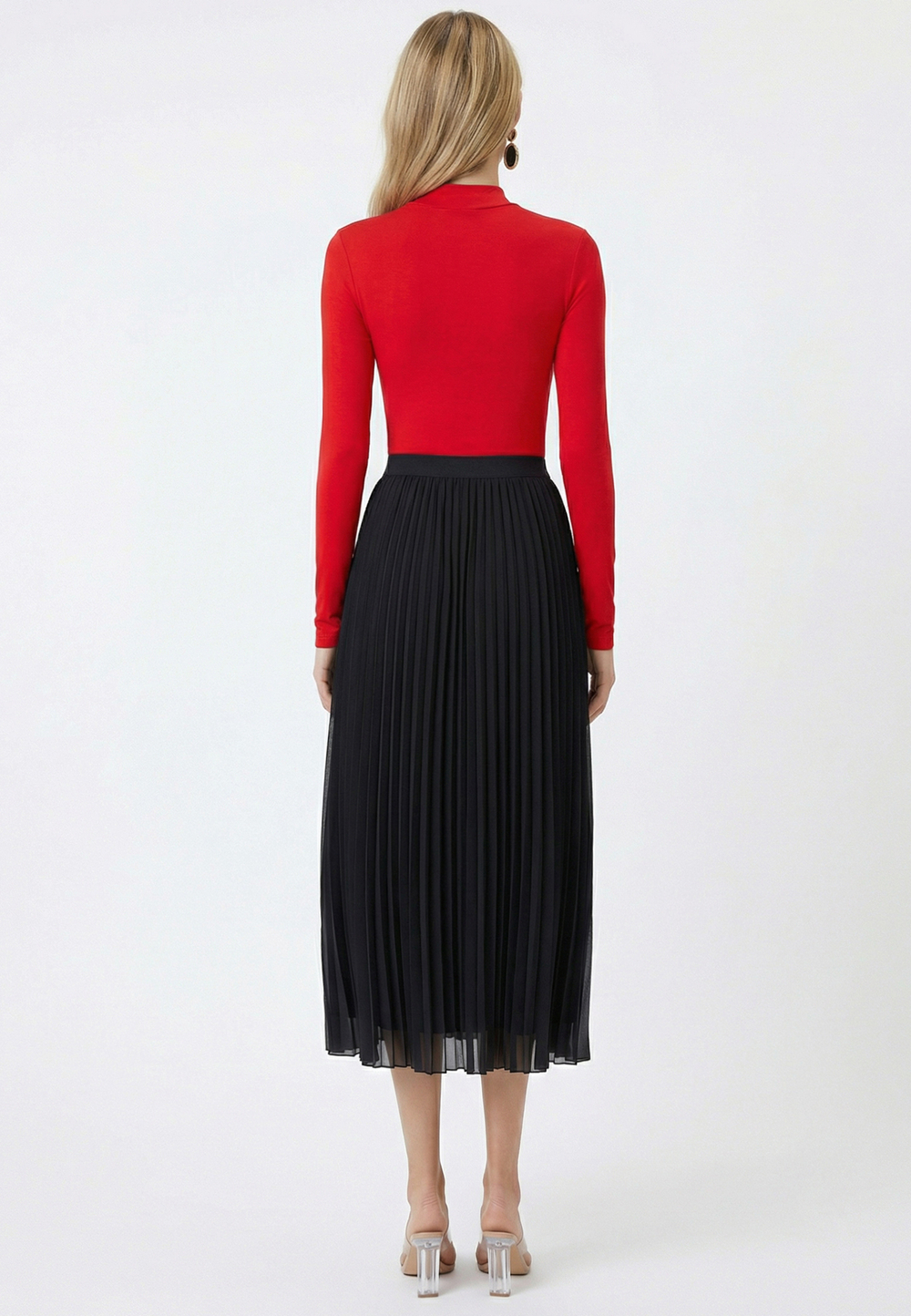 Лонгслив с горлом