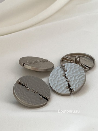 Пуговицы матовое серебро трещина