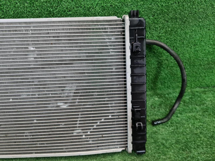 Радиатор охлаждения Lada Kalina 2 (2013-2018)