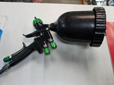 Краскопульт пистолет Brohmden